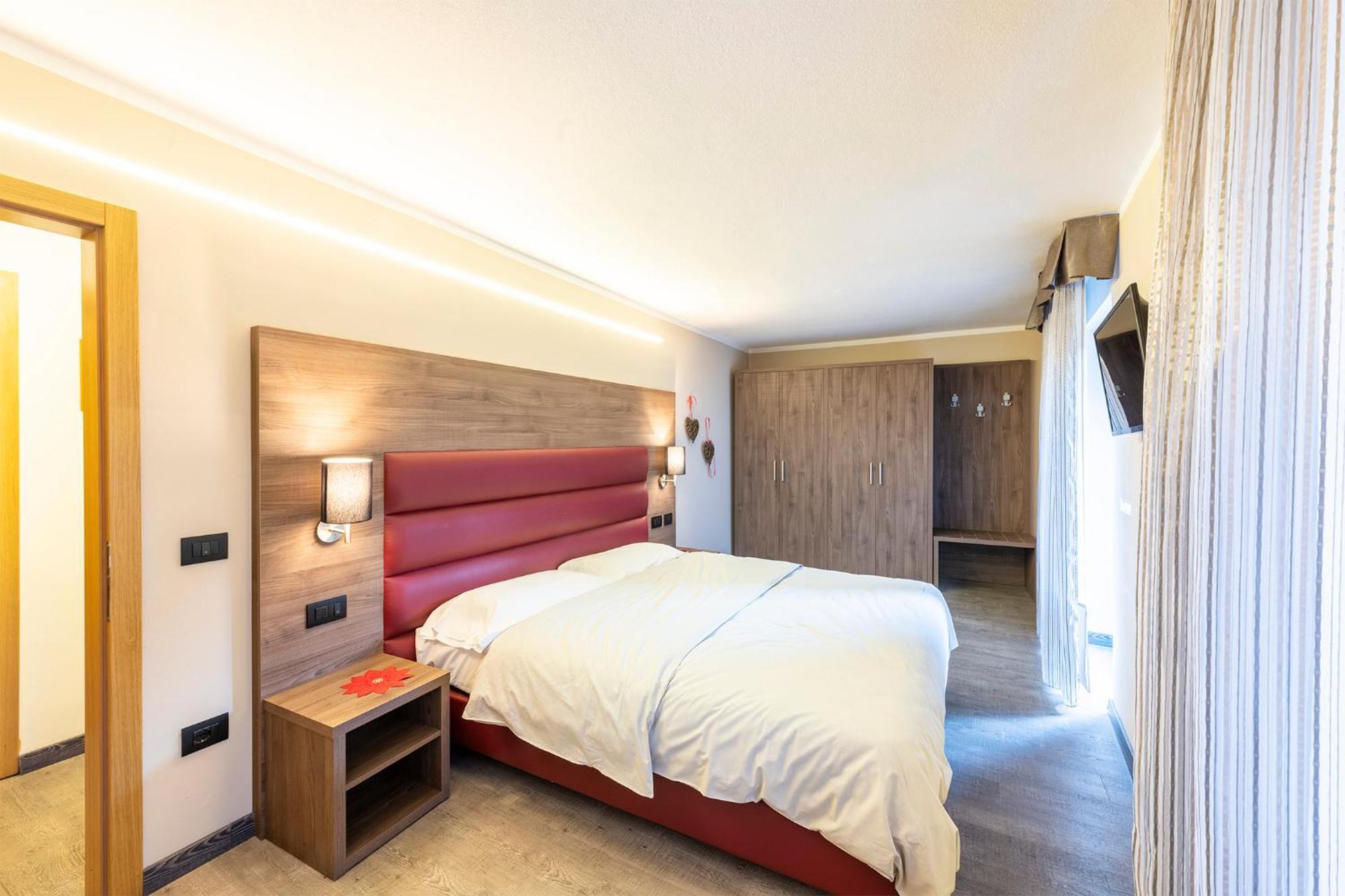 Hotel Alpino Wellness & Spa Peio Fonti Εξωτερικό φωτογραφία