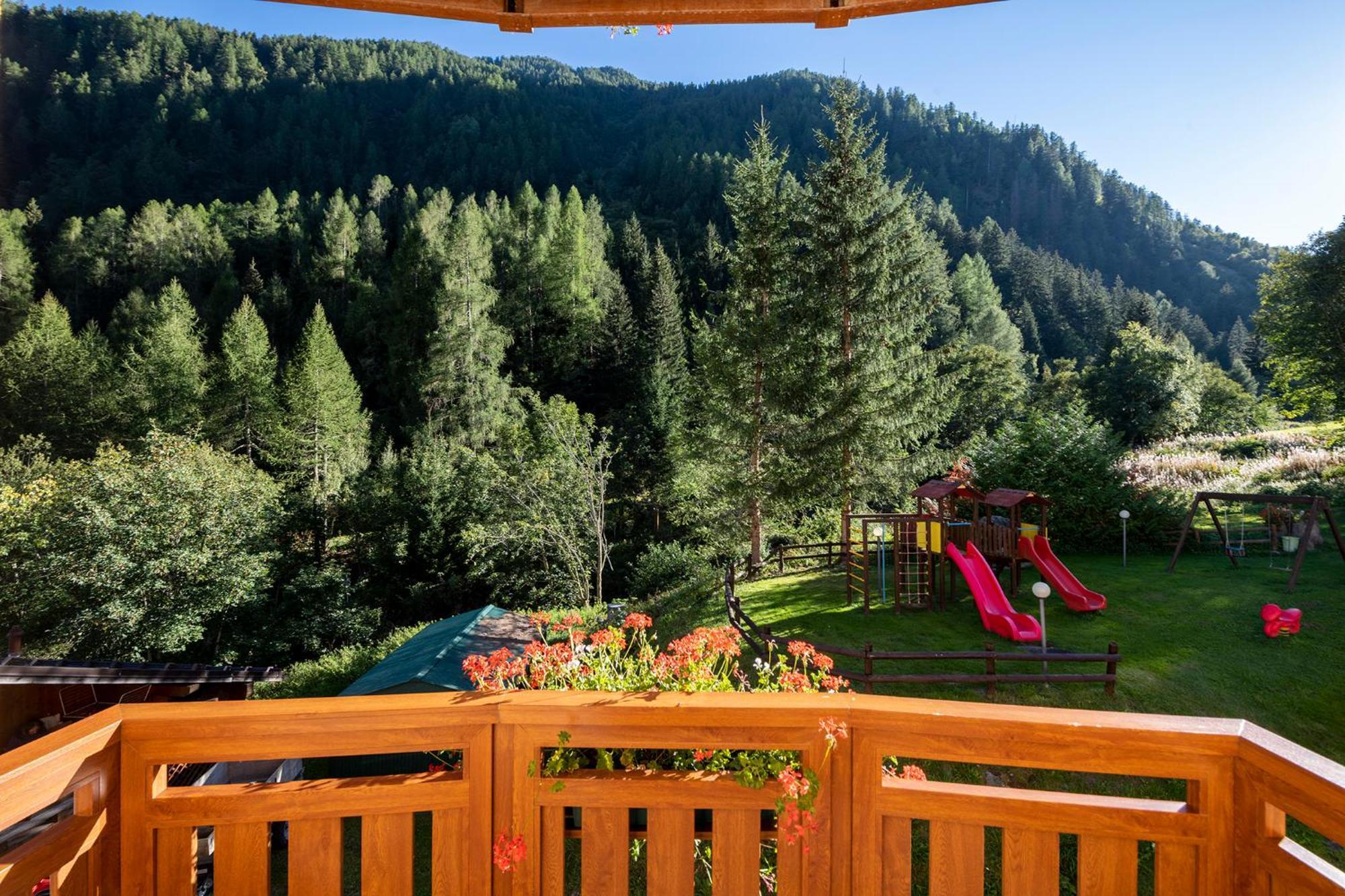 Hotel Alpino Wellness & Spa Peio Fonti Εξωτερικό φωτογραφία